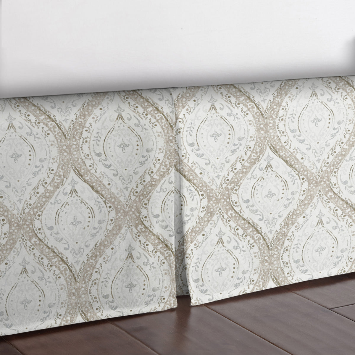 Cressida Linen Bedskirt