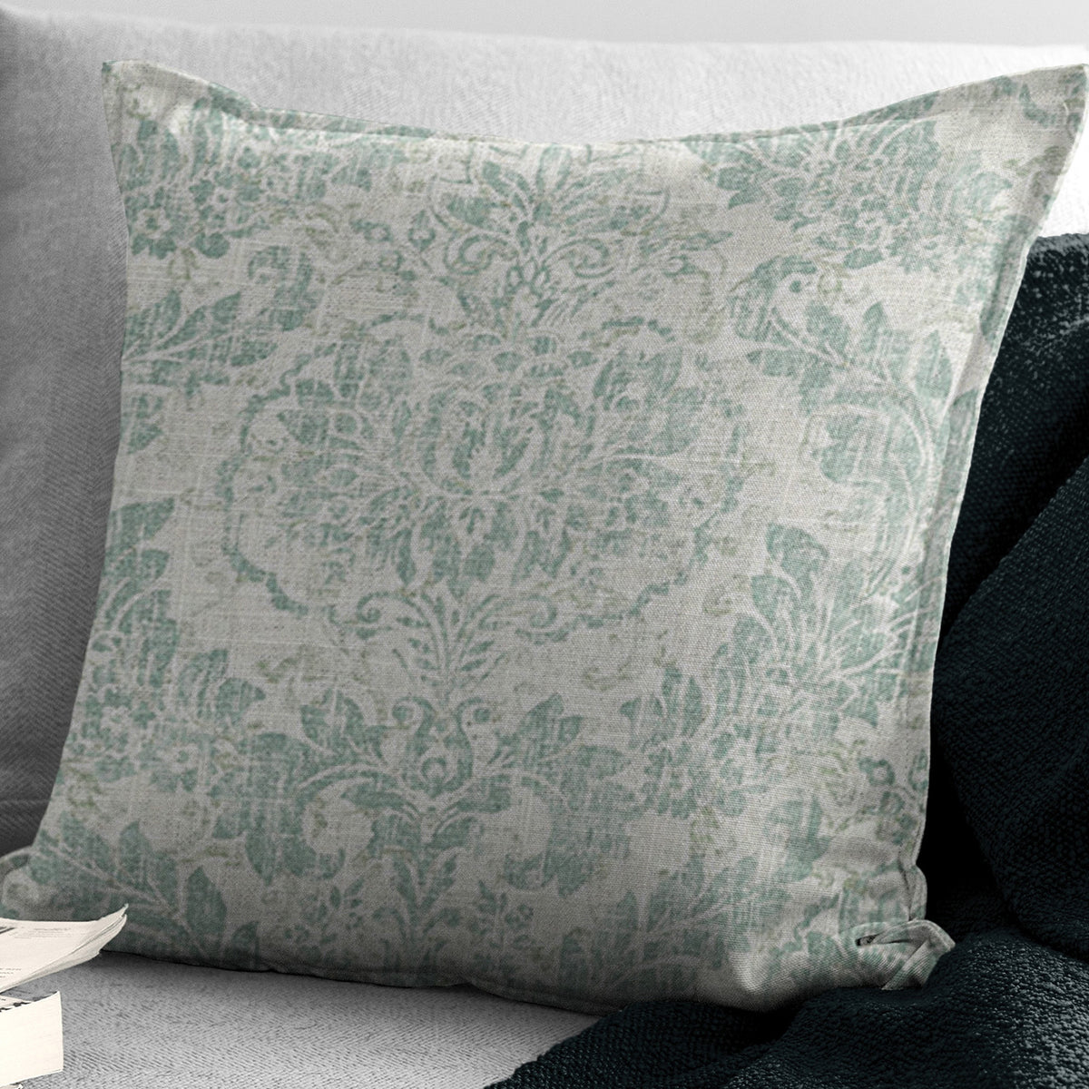 Damaskus Linen Mist Decorative Pillows