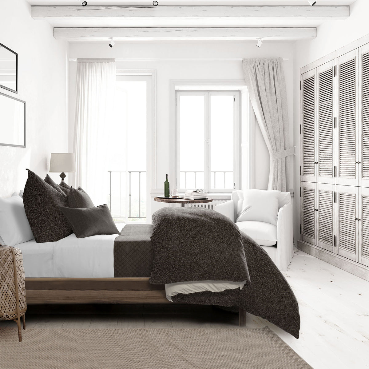 Eva Chocolate Comforter Set