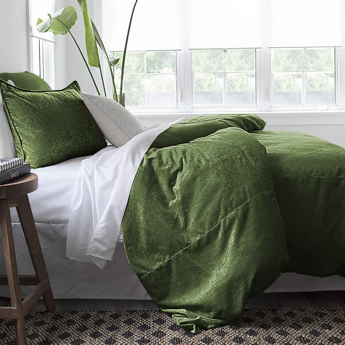 Juno Velvet Caper Comforter Set