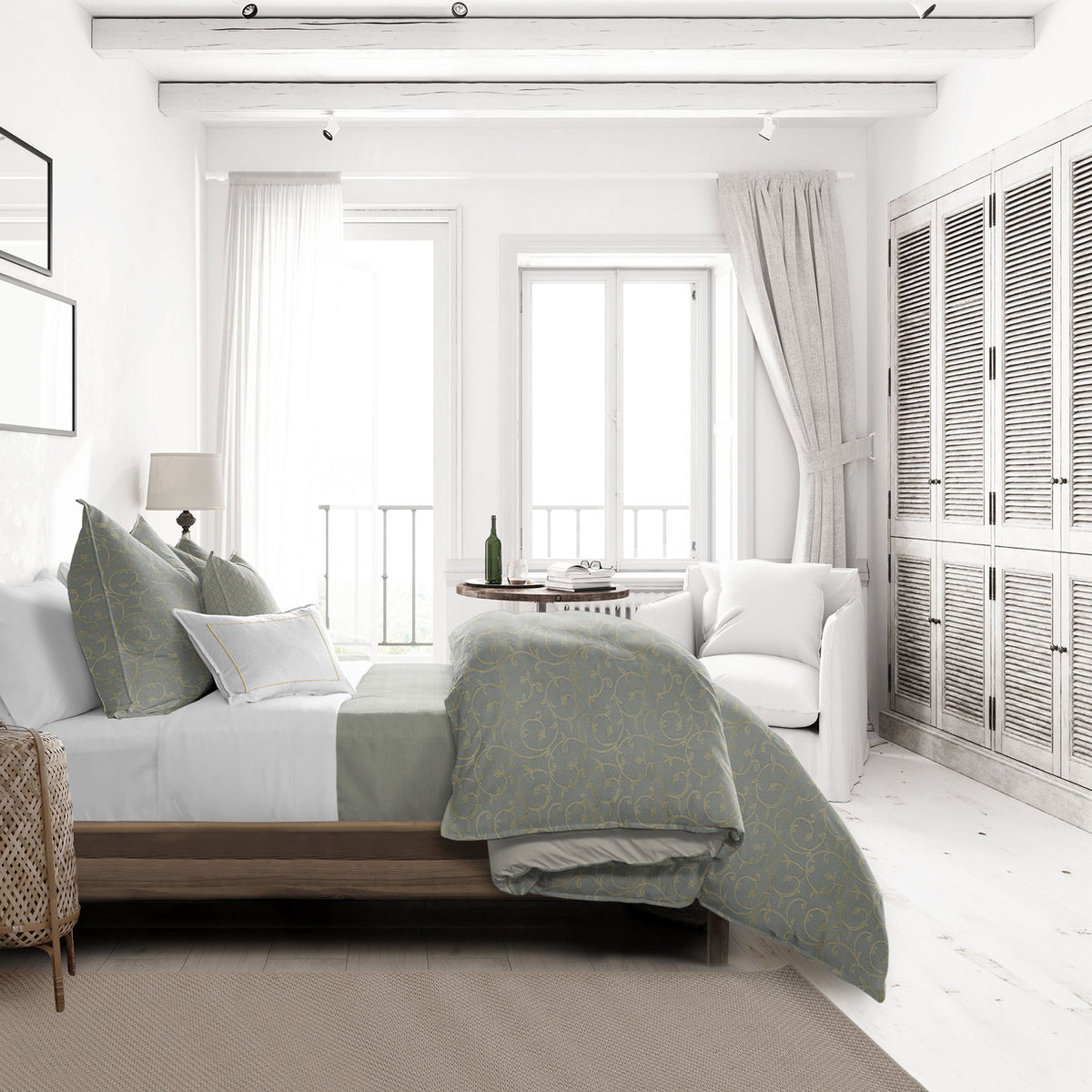 Kalia Gilded Comforter Set