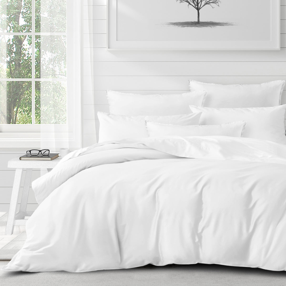 Marcus White Duvet Cover Set