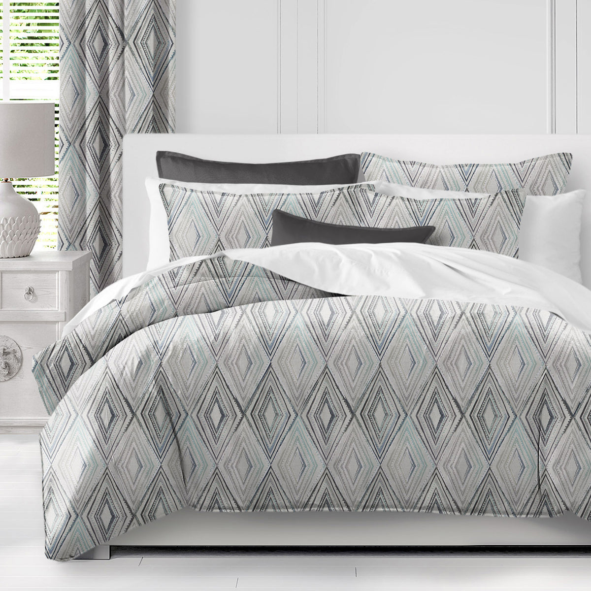 Sloane Seabreeze-Ivory Duvet Cover Set