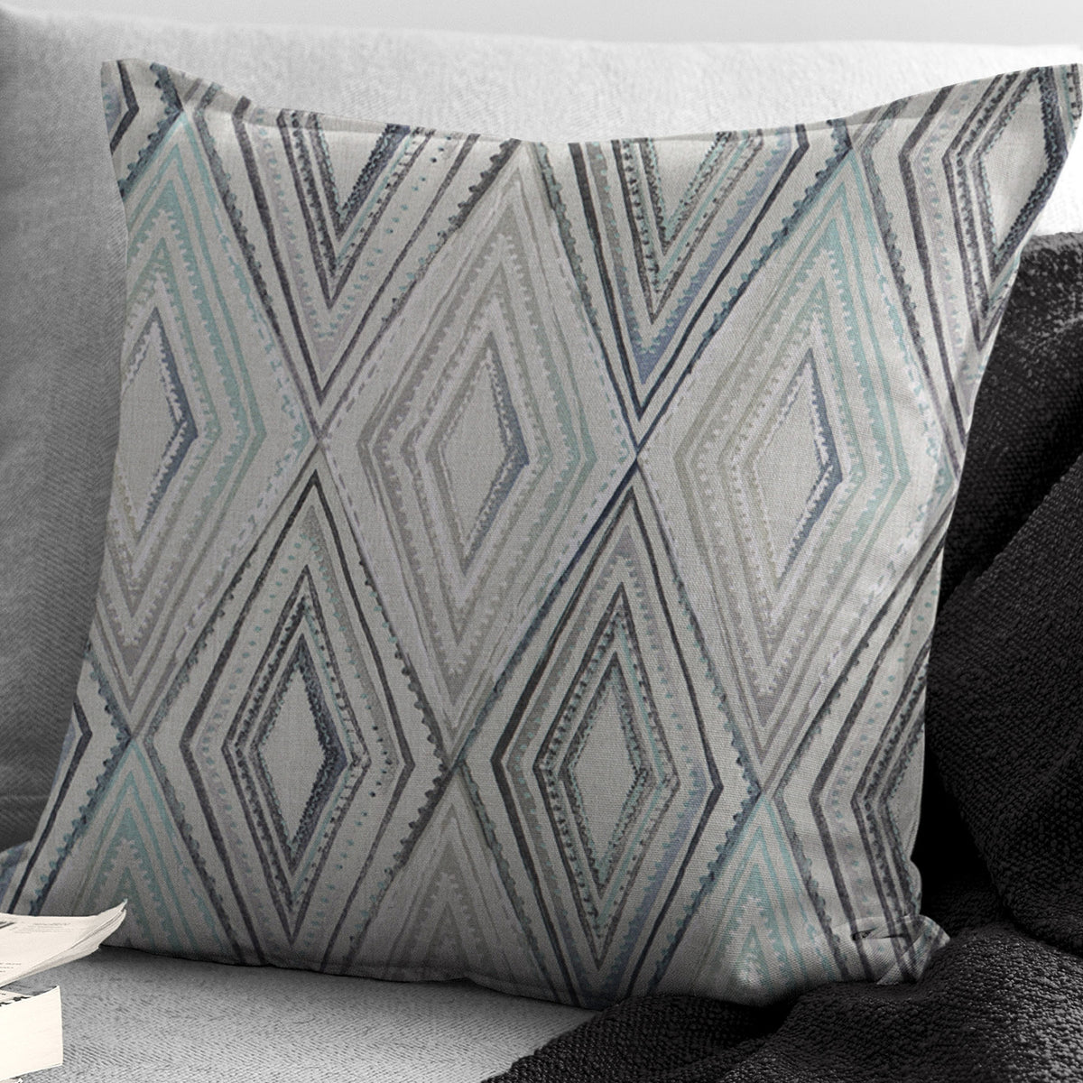 Sloane Seabreeze-Ivory Decorative Pillows