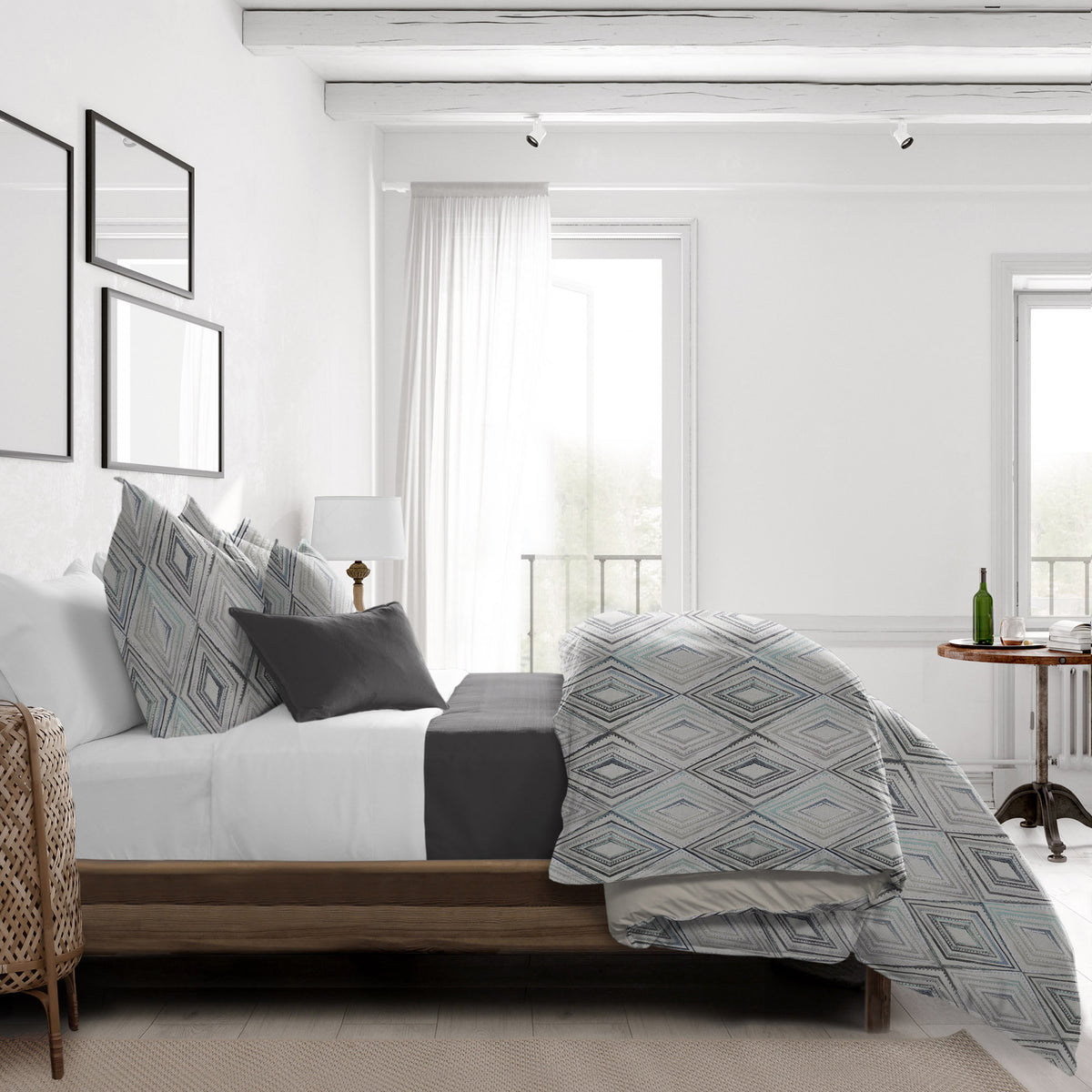 Sloane Seabreeze-Ivory Duvet Cover Set