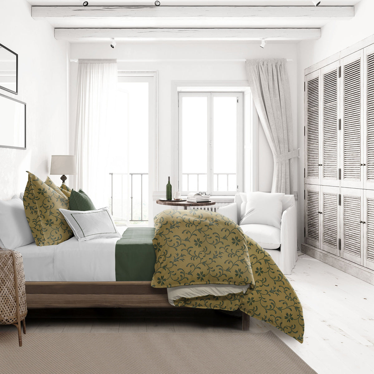 Sumaye Golden Forest Comforter Set