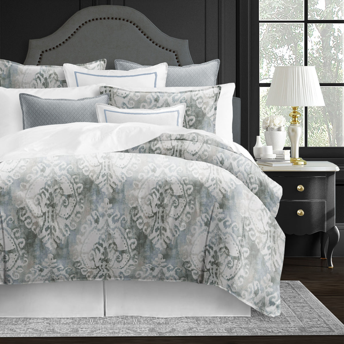 Thorton Cindersmoke Duvet Cover Set