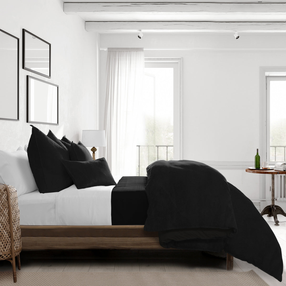 Vanessa Black Coverlet Set