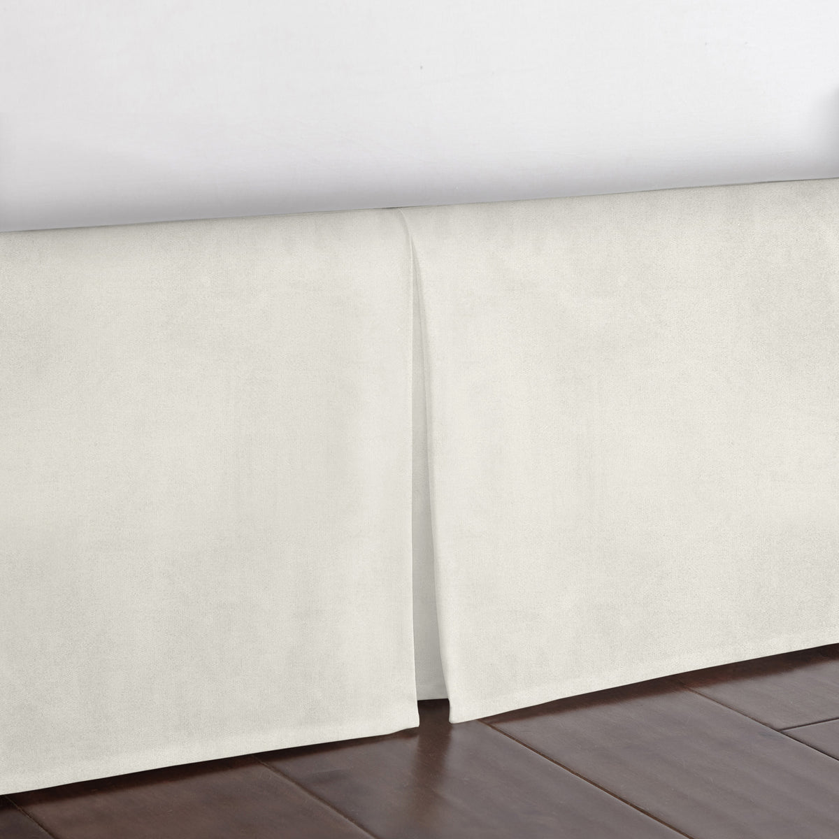 Vanessa Ivory Bedskirt