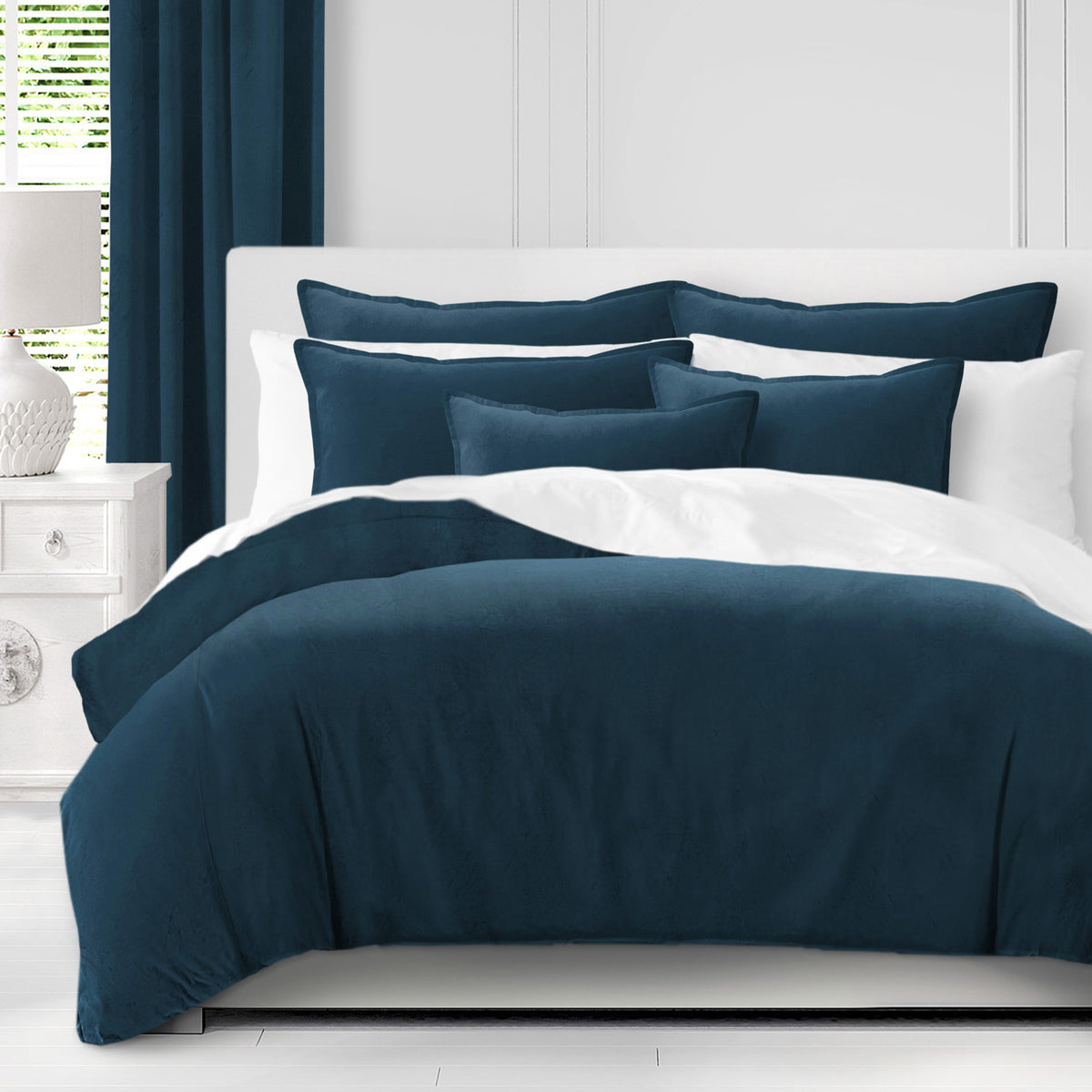 Vanessa Navy Shams